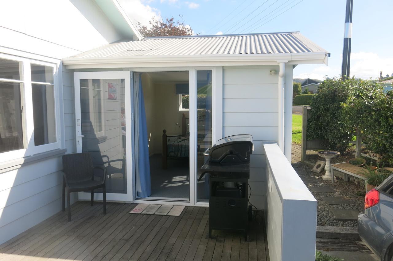 The Crescent Bnb Waihi Exterior foto